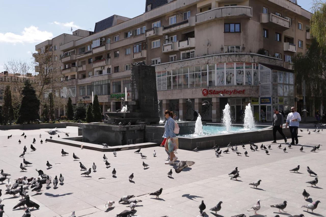 Central View קריובה מראה חיצוני תמונה